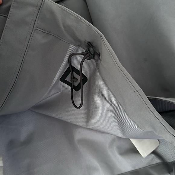 Patagonia Hooded Rain Jacket - Picture 5 of 7